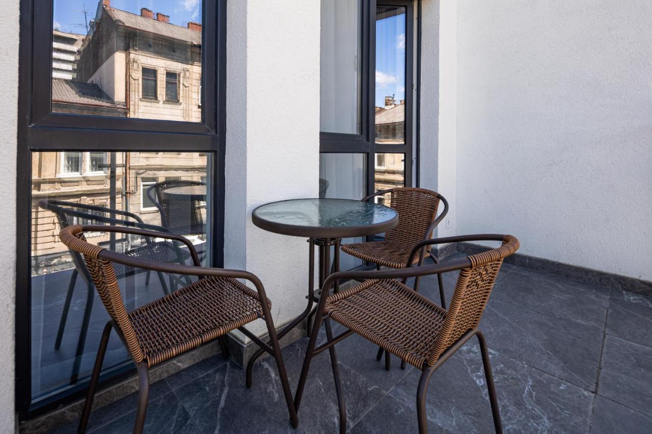 Stylisch New With One Bedroom Lviv
