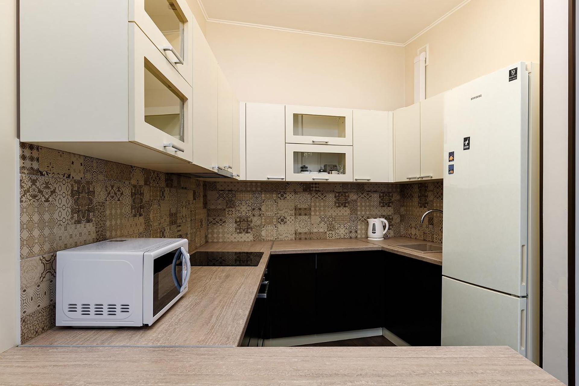 Stylisch New With One Bedroom Apartment *