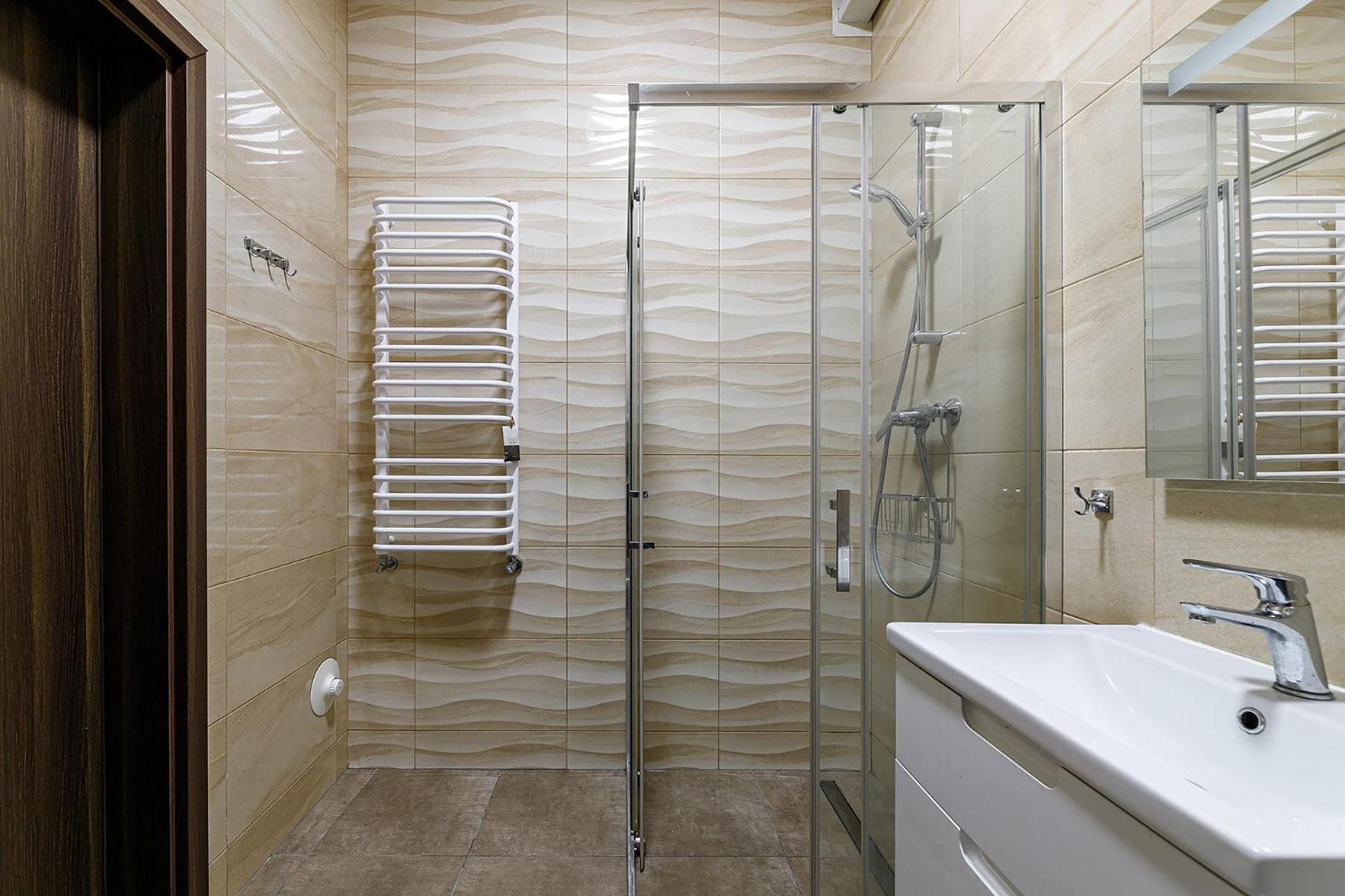 Stylisch New With One Bedroom Apartment