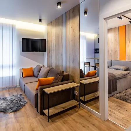 Stylisch New Apartment With One Bedroom Lviv Exterior photo