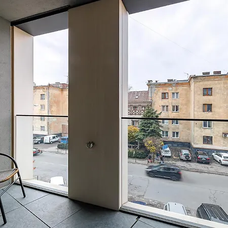 Stylisch New Apartment With One Bedroom Lviv Exterior photo