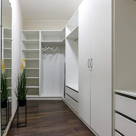 Stylisch New Apartment With One Bedroom Lviv Exterior photo