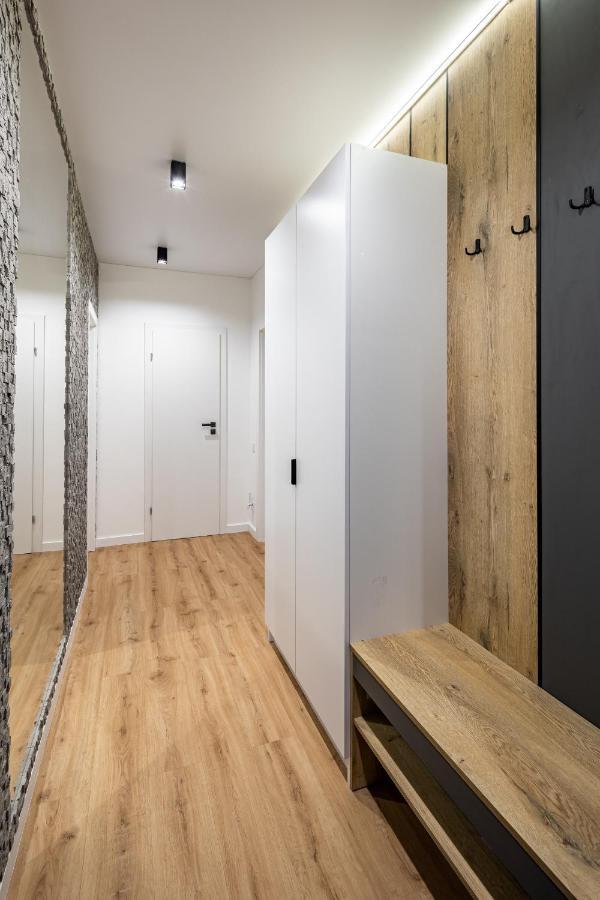 شقة Stylisch New With One Bedroom إلفيف